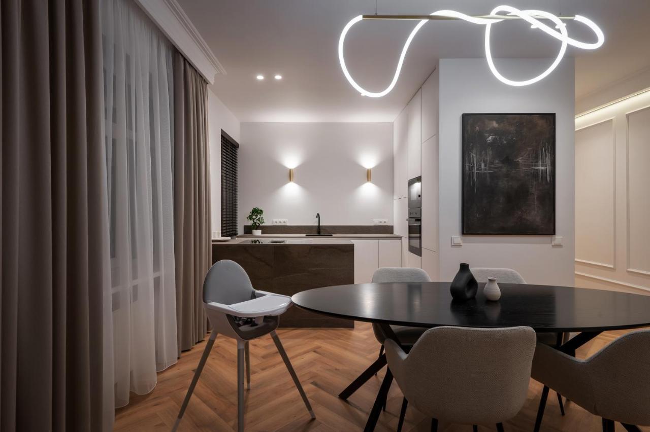 Cozy Apartment In The Quiet Center Of Riga Buitenkant foto